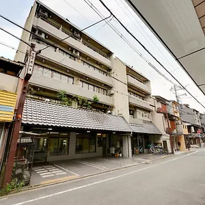2* 旅館 ホテル近江屋